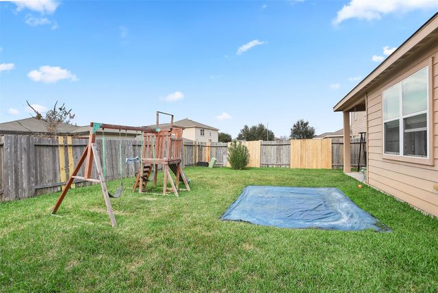 812 Indigo Springs Ln, La Marque, TX 77568