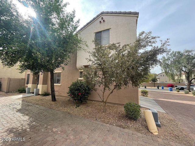 1332 E DUNBAR Drive, Phoenix, AZ 85042