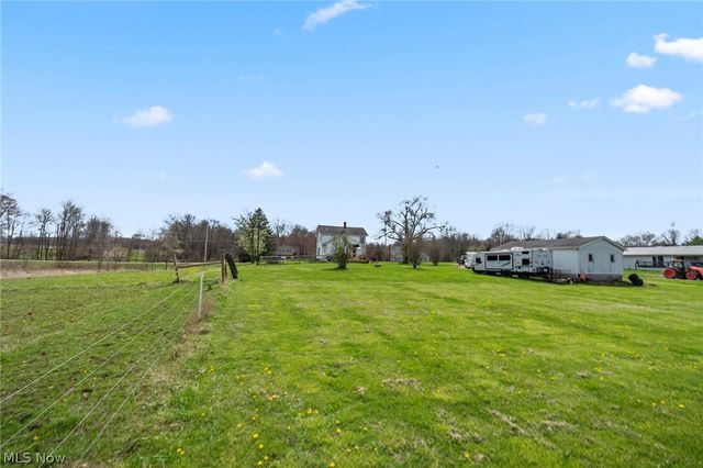 9669 Tallmadge Road, Diamond, OH 44412