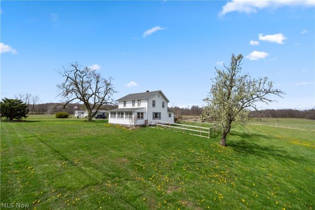 9669 Tallmadge Road, Diamond, OH 44412
