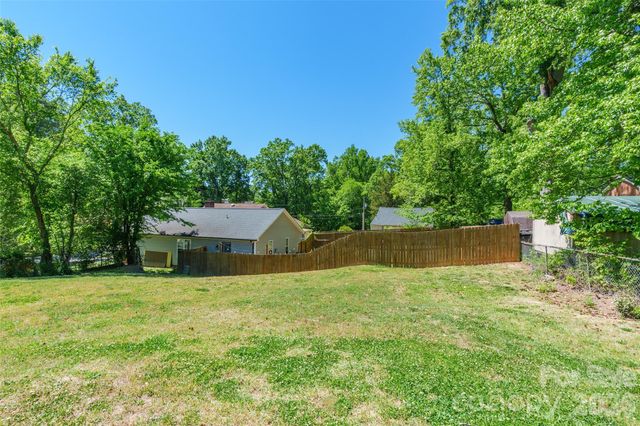 379 Maiden Lane SW, Concord, NC 28025