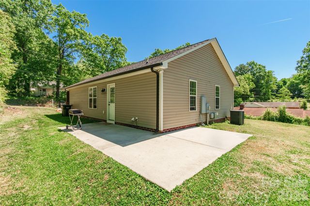 379 Maiden Lane SW, Concord, NC 28025