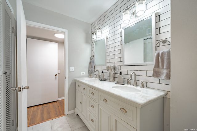 7500 Callaghan Rd Apt 196, San Antonio, TX 78229