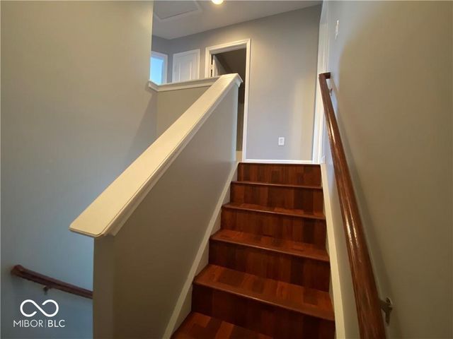 9429 Glencroft Way, Indianapolis, IN 46250