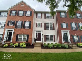 9429 Glencroft Way, Indianapolis, IN 46250