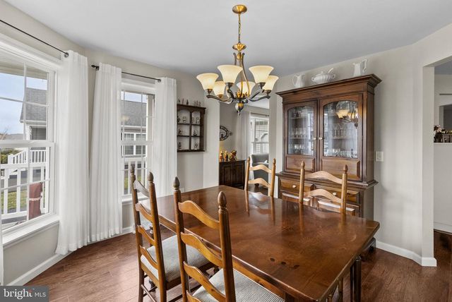 501 BLUE BELL SPRINGS DR, Blue Bell, PA 19422