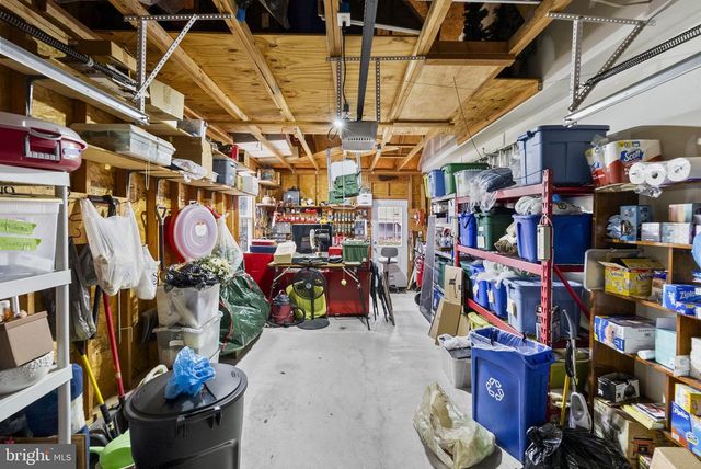 501 BLUE BELL SPRINGS DR, Blue Bell, PA 19422