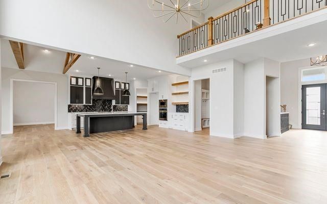4741 W 157th Street, Overland Park, KS 66224