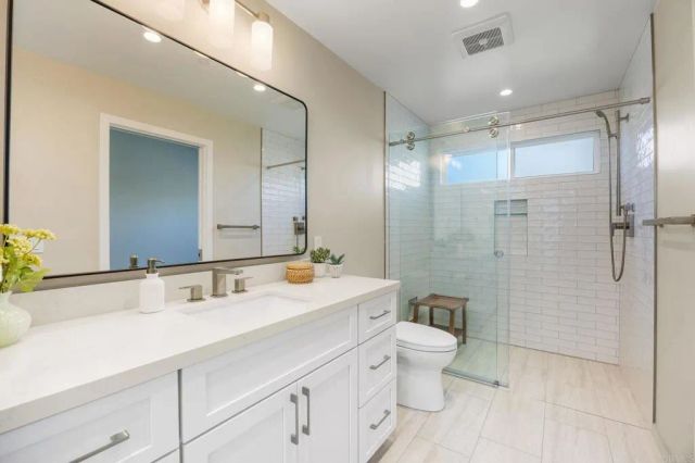 900 Channel Island Drive, Encinitas, CA 92024