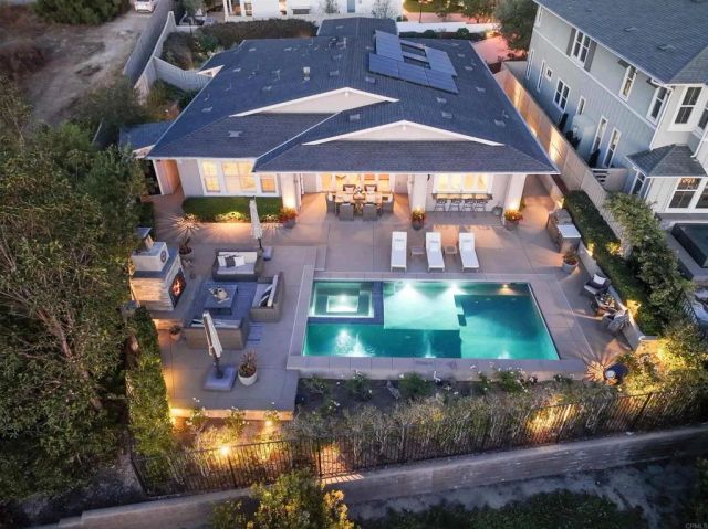900 Channel Island Drive, Encinitas, CA 92024