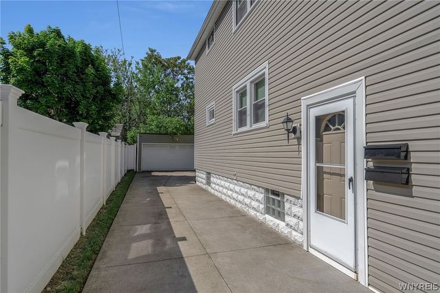 655 Lisbon Avenue, Buffalo, NY 14215