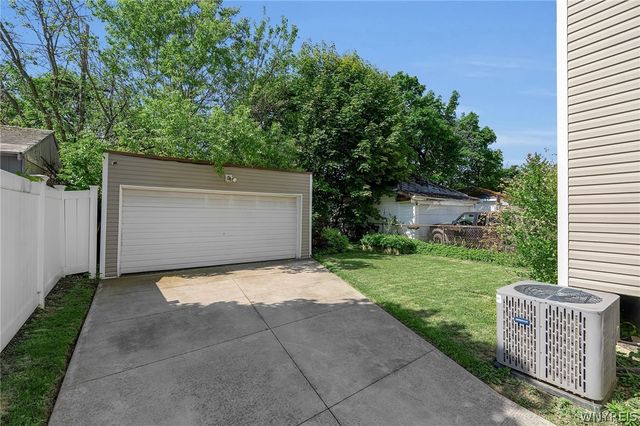 655 Lisbon Avenue, Buffalo, NY 14215