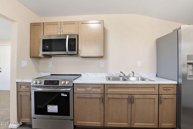 830 N 10TH Avenue, Phoenix, AZ 85007