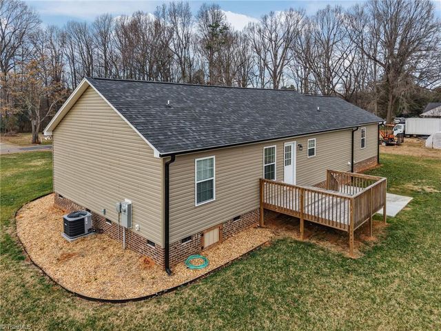 522 N Staley Street, Liberty, NC 27298