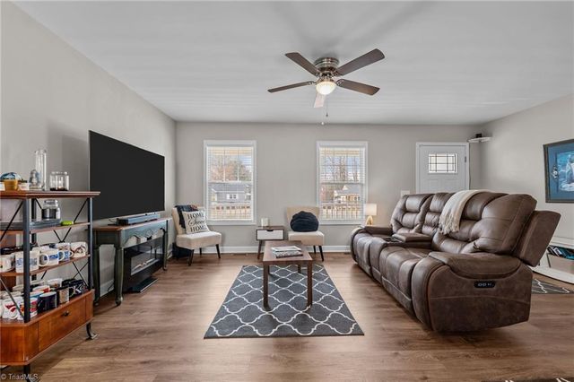 522 N Staley Street, Liberty, NC 27298