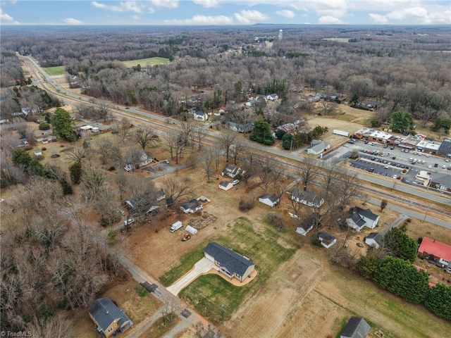 522 N Staley Street, Liberty, NC 27298