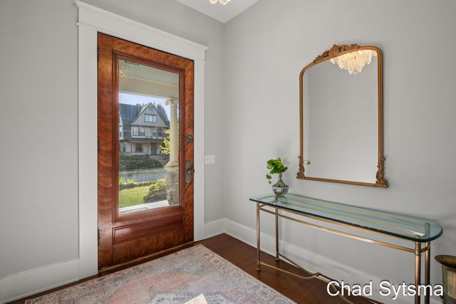 643 Madison Avenue SE, Grand Rapids, MI 49503