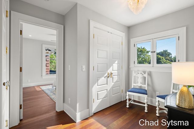 643 Madison Avenue SE, Grand Rapids, MI 49503