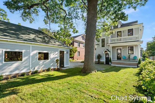 643 Madison Avenue SE, Grand Rapids, MI 49503