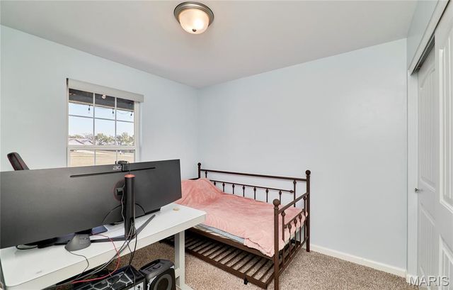 31 Whiteside Estates Drive, Silex, MO 63377