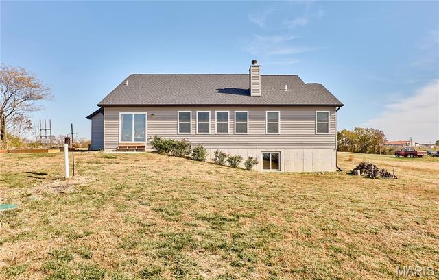 31 Whiteside Estates Drive, Silex, MO 63377