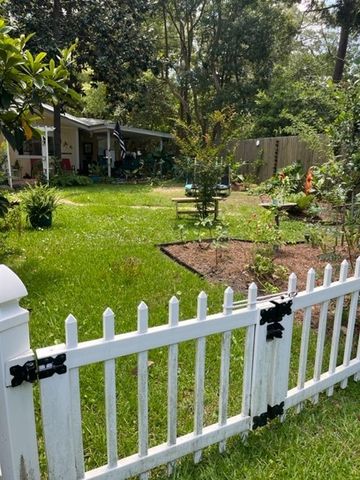 123 Redfern Circle, St Simons Island, GA 31522