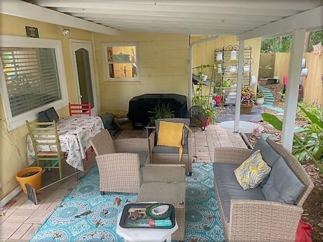 123 Redfern Circle, St Simons Island, GA 31522