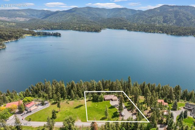 5977 E McMahon Rd, Hayden, ID 83835