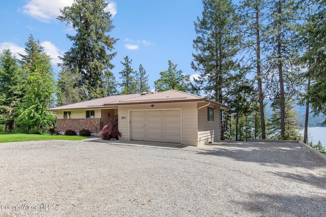 5977 E McMahon Rd, Hayden, ID 83835