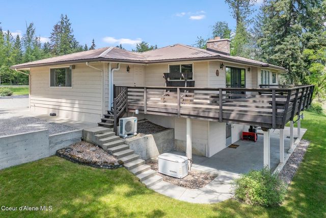 5977 E McMahon Rd, Hayden, ID 83835