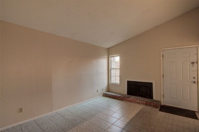 3940 Portland Street, Irving, TX 75038