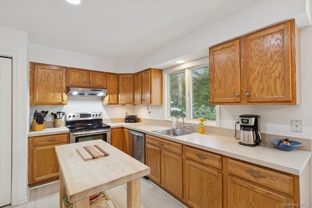 5125 Main Bayview Road, Southold, NY 11971