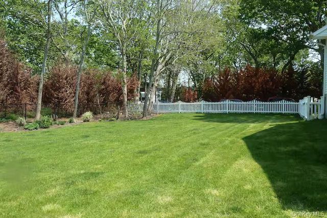 5125 Main Bayview Road, Southold, NY 11971