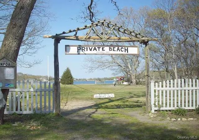 5125 Main Bayview Road, Southold, NY 11971