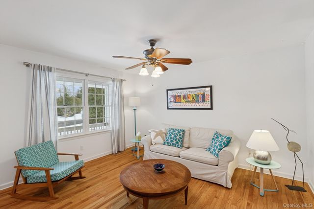 5125 Main Bayview Road, Southold, NY 11971