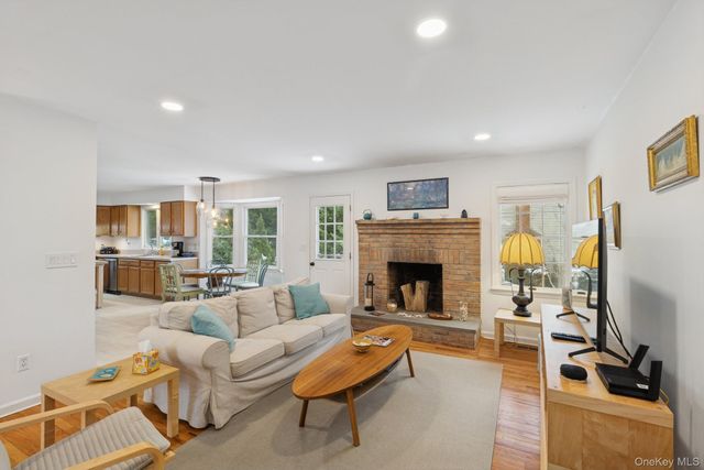 5125 Main Bayview Road, Southold, NY 11971