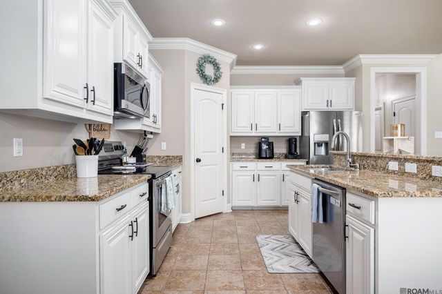 13172 Ellendale Dr, Gonzales, LA 70737