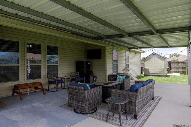 13172 Ellendale Dr, Gonzales, LA 70737