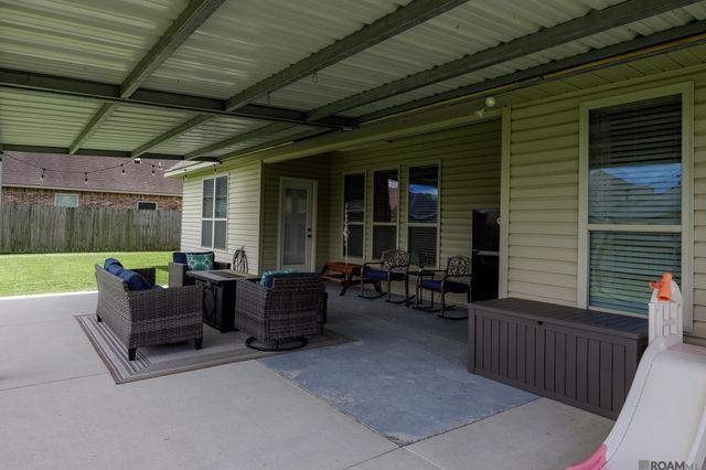 13172 Ellendale Dr, Gonzales, LA 70737