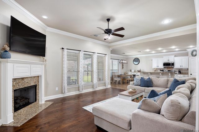 13172 Ellendale Dr, Gonzales, LA 70737