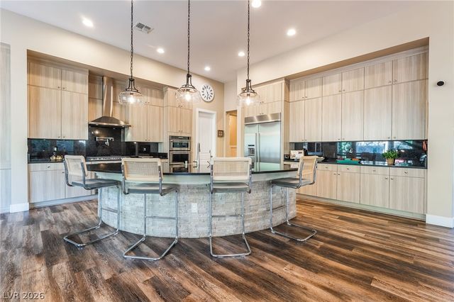 11111 Luna Blanca Drive, Las Vegas, NV 89138