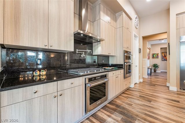 11111 Luna Blanca Drive, Las Vegas, NV 89138