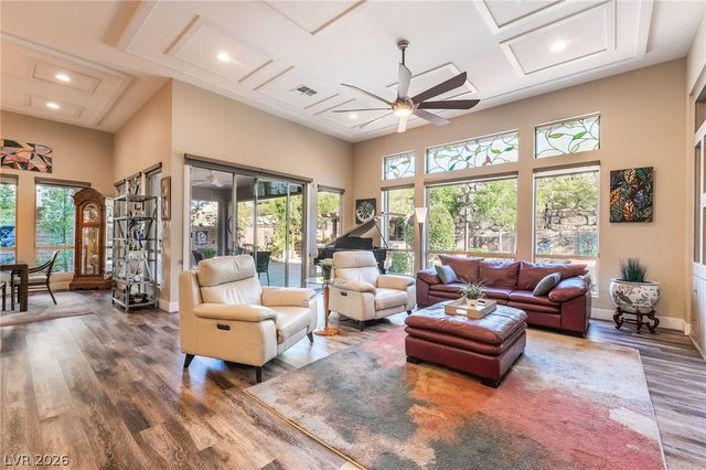 11111 Luna Blanca Drive, Las Vegas, NV 89138