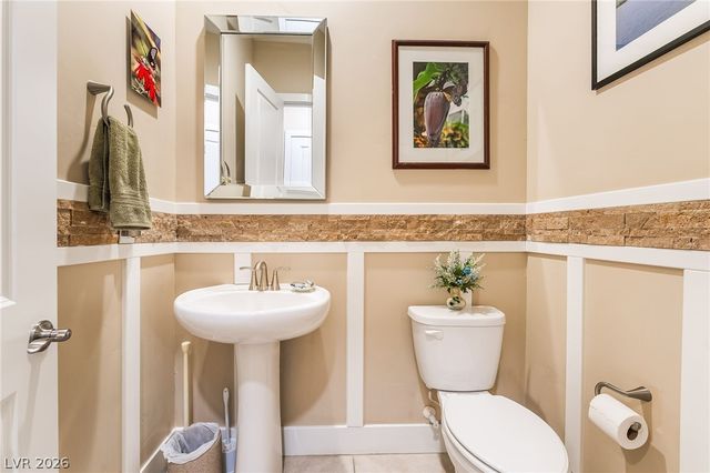 11111 Luna Blanca Drive, Las Vegas, NV 89138