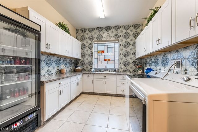 11111 Luna Blanca Drive, Las Vegas, NV 89138