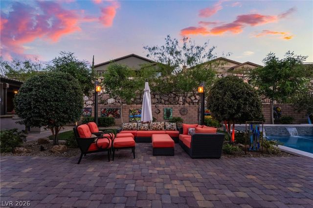 11111 Luna Blanca Drive, Las Vegas, NV 89138
