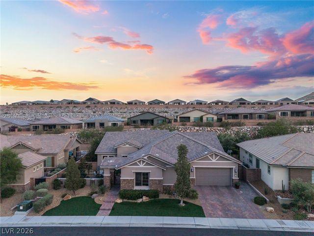 11111 Luna Blanca Drive, Las Vegas, NV 89138