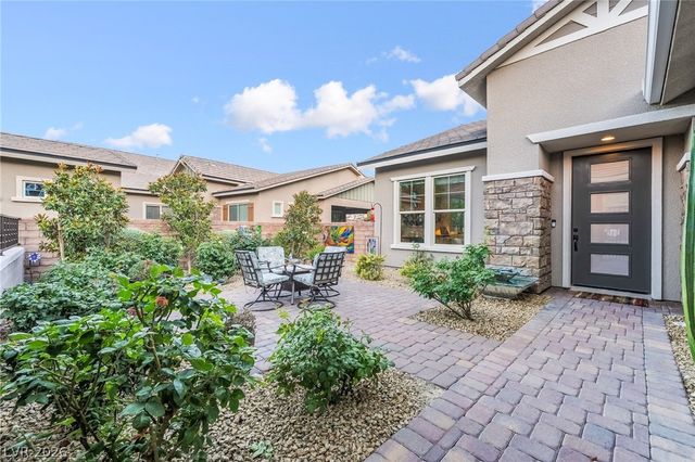 11111 Luna Blanca Drive, Las Vegas, NV 89138