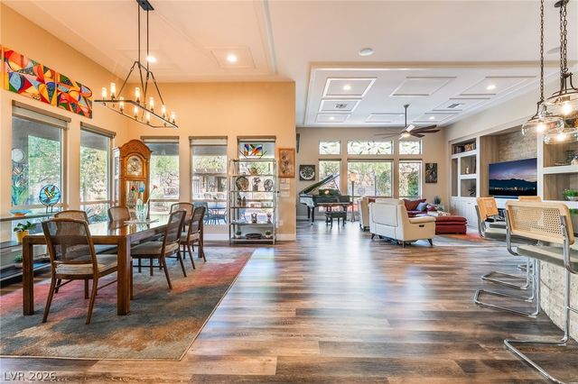 11111 Luna Blanca Drive, Las Vegas, NV 89138