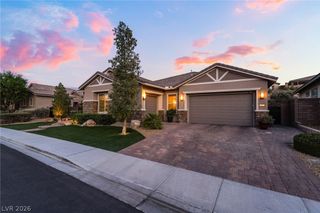 11111 Luna Blanca Drive, Las Vegas, NV 89138